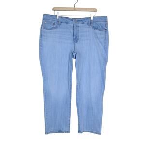 Levi's Womens 20W Light Wash Boyfriend Jean